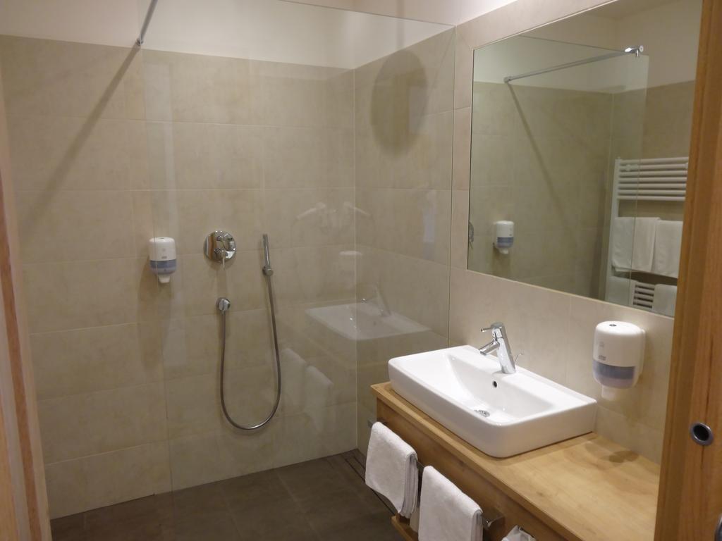 Hotel Gasthof Kircher Fie allo Sciliar Ngoại thất bức ảnh